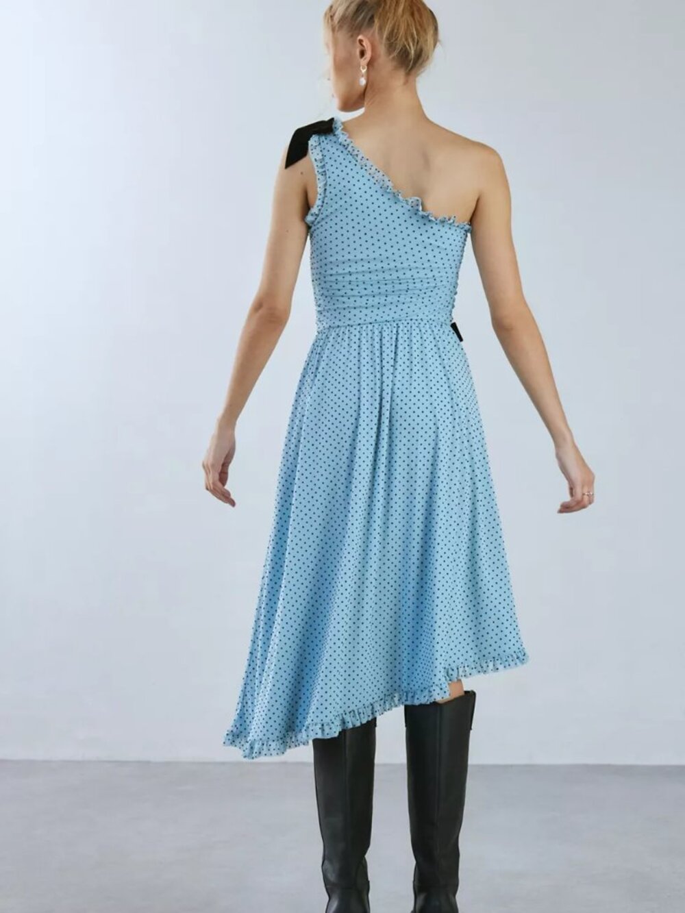 Urban Outfitters NWT Size Large Virginia One Shoulder Bow Detail Midi Dress - Picture 10 of 13